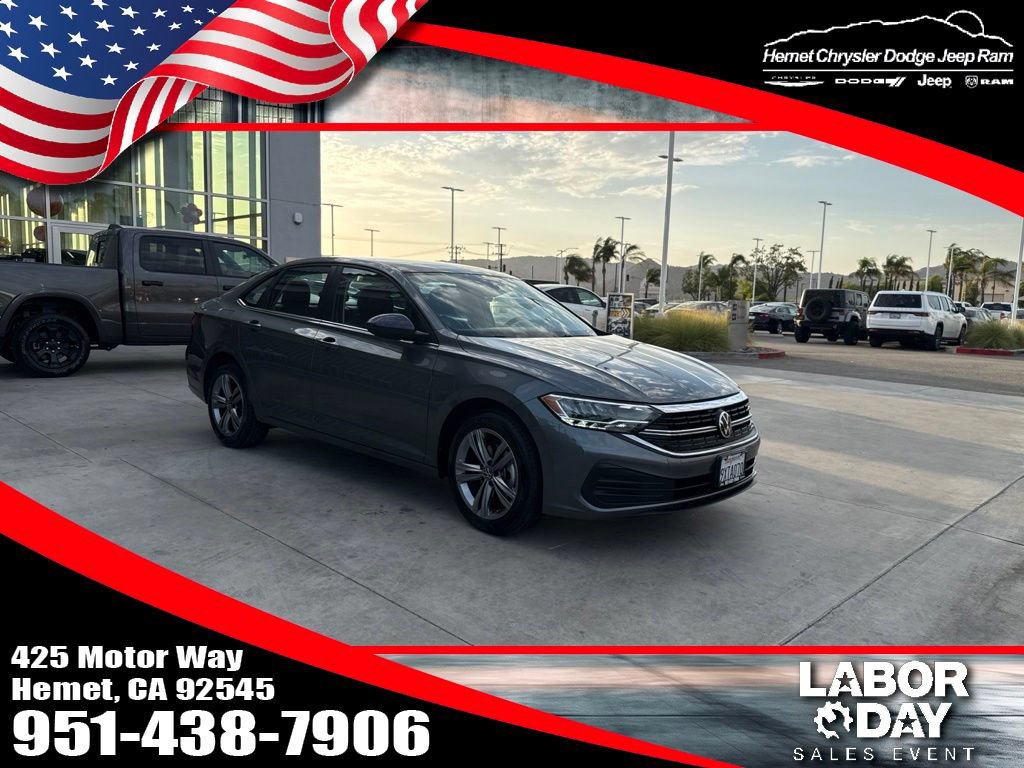 Used 2024 Volkswagen Jetta SE FWD image 1