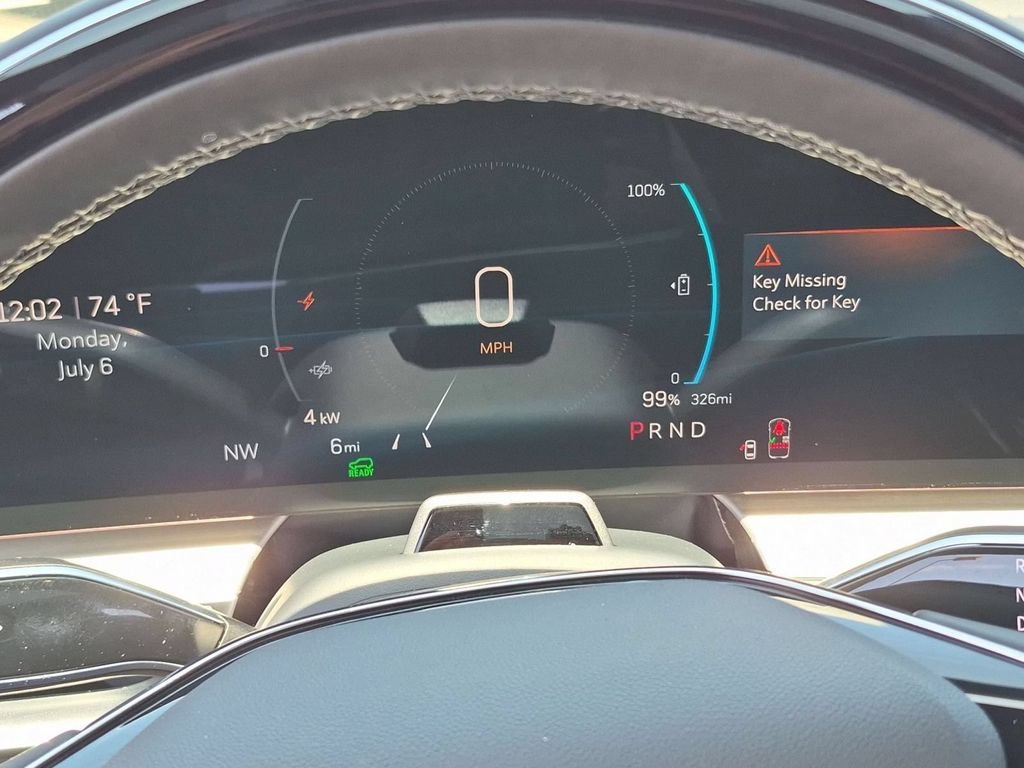 New 2026 Cadillac Lyriq Luxury AWD/4WD image 17