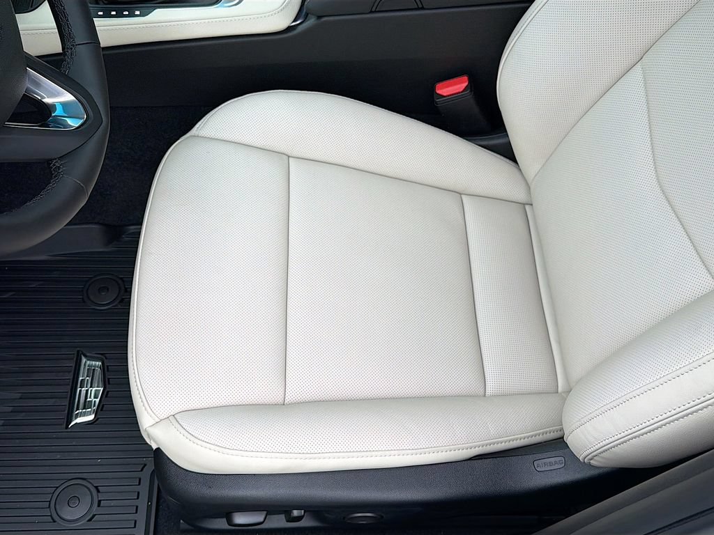 New 2026 Cadillac CT4 Premium Luxury w/ Technology Package RWD image 18