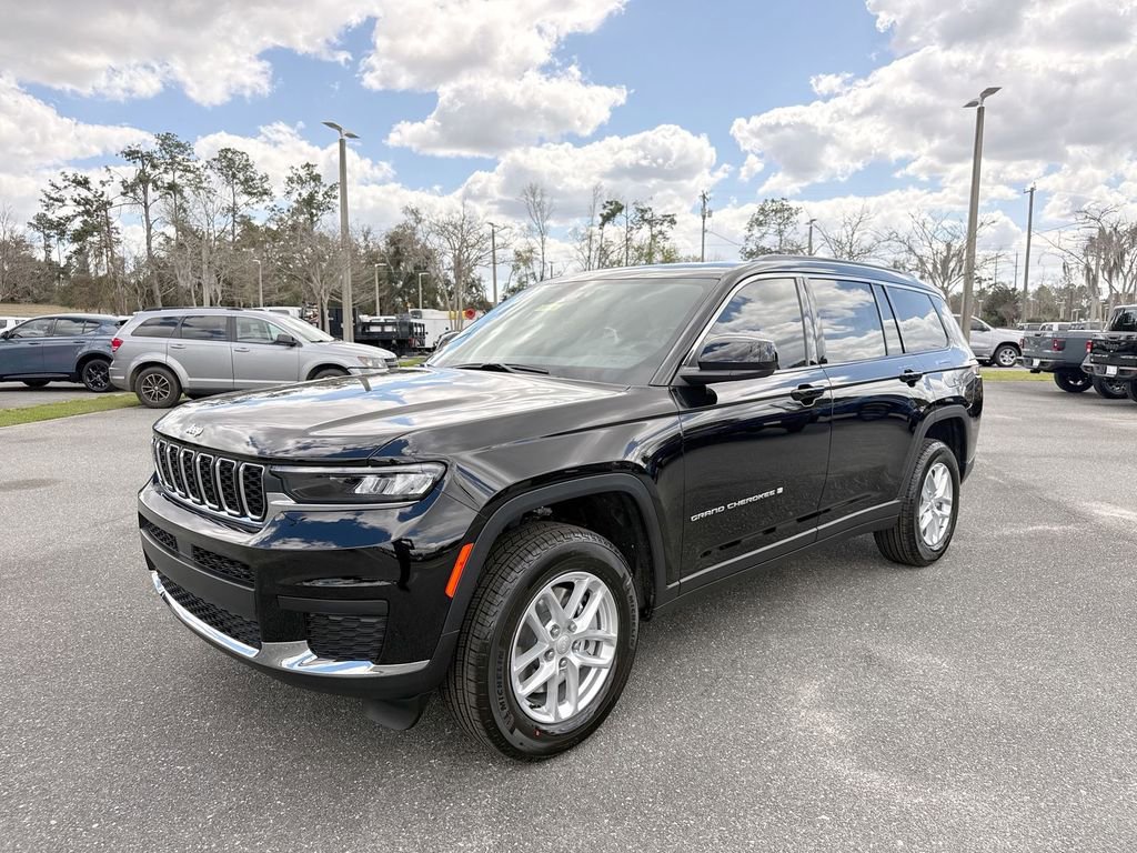 New 2026 Jeep Grand Cherokee L Laredo image 7