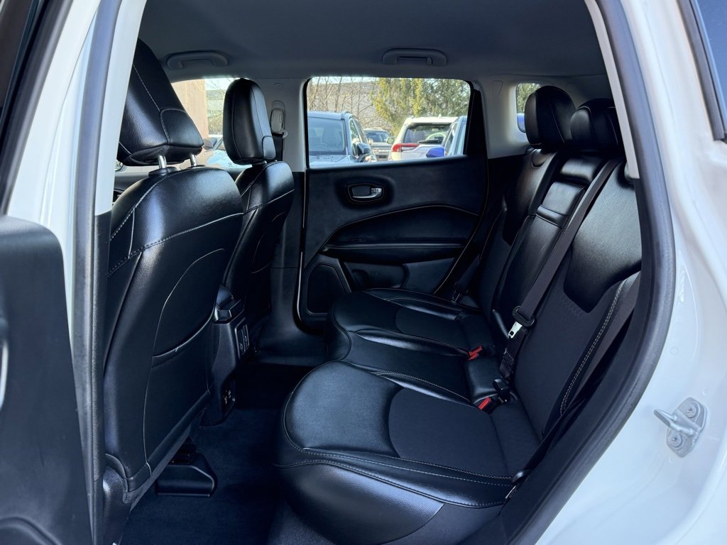 Used 2019 Jeep Compass Latitude w/ Popular Equipment Group image 13