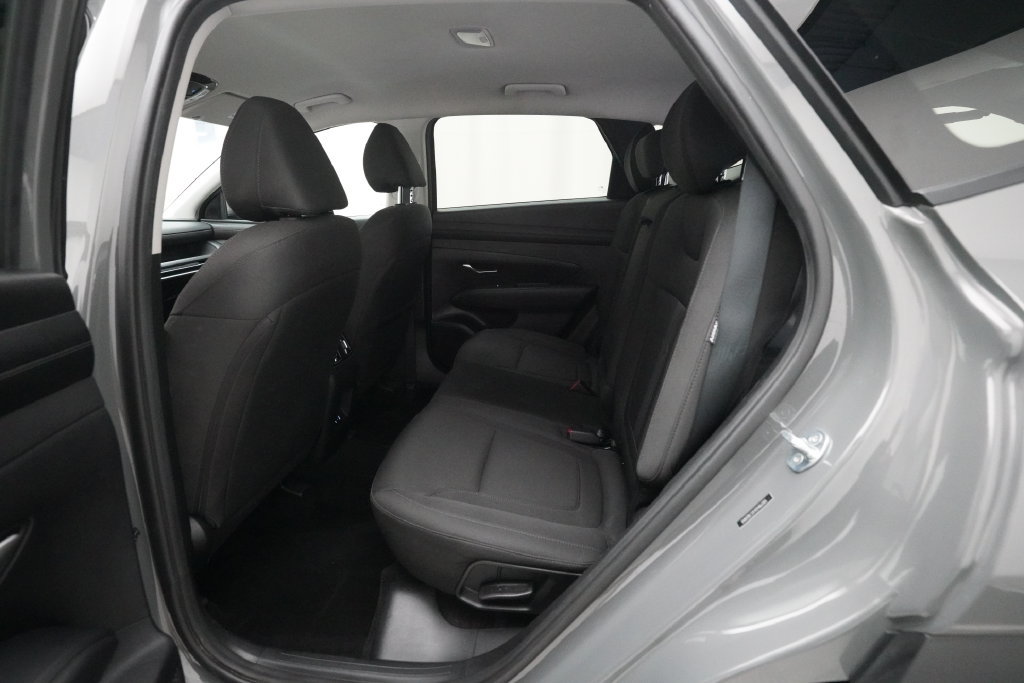 Used 2025 Hyundai Tucson SEL AWD/4WD image 16