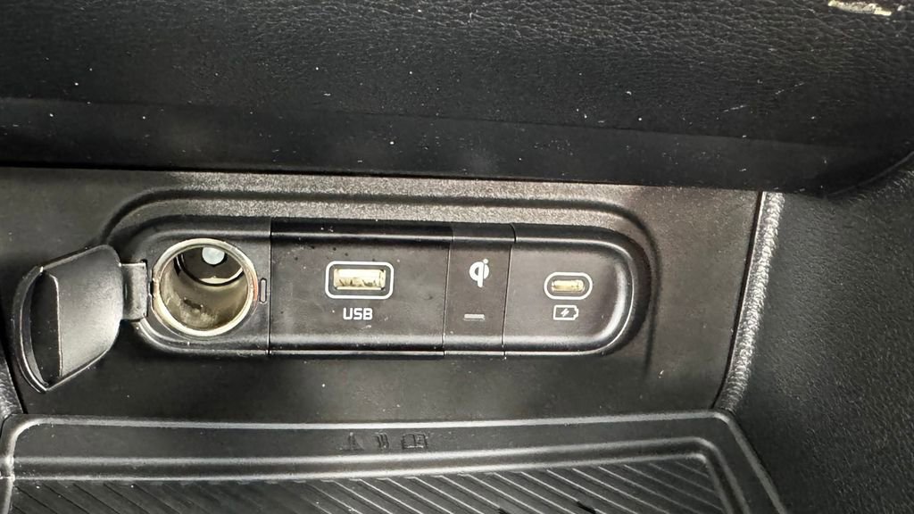 Used 2025 Kia Sportage SX AWD/4WD image 28