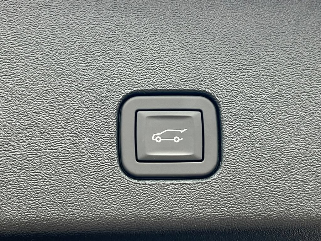 New 2026 Cadillac Optiq Luxury 1 AWD/4WD image 37