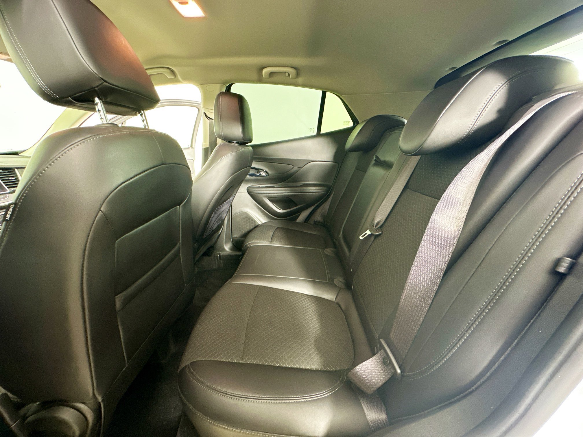 Used 2019 Buick Encore Preferred FWD image 34