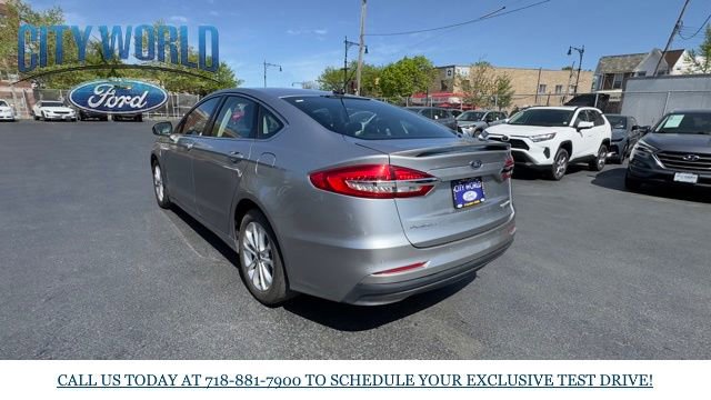 Used 2020 Ford Fusion Energi Titanium image 3