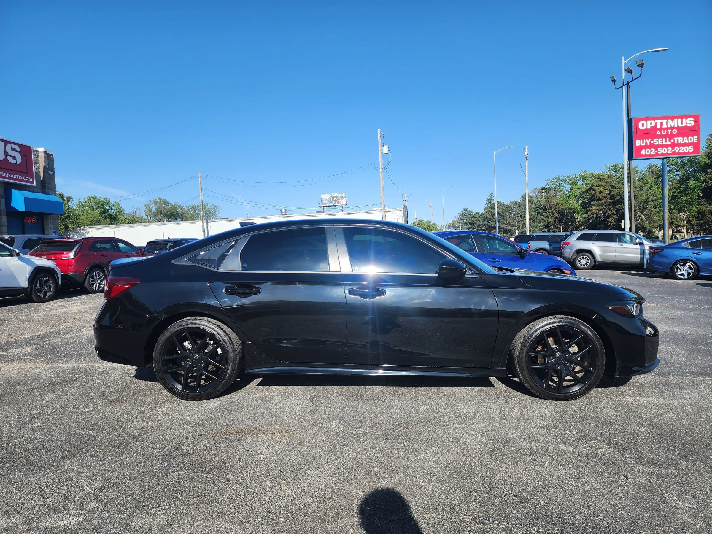 Used 2025 Honda Civic Sport image 8