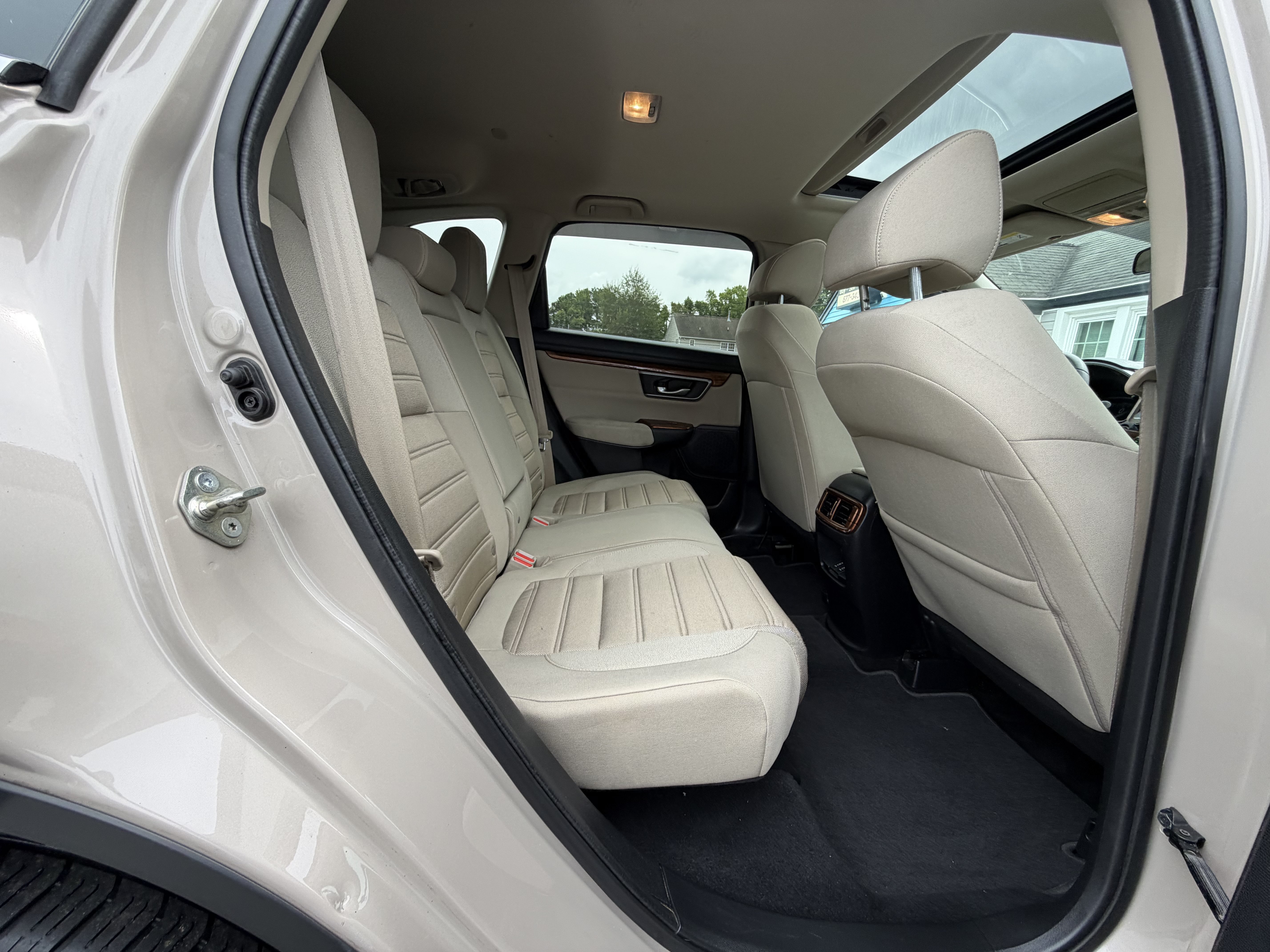Used 2017 Honda CR-V EX image 14