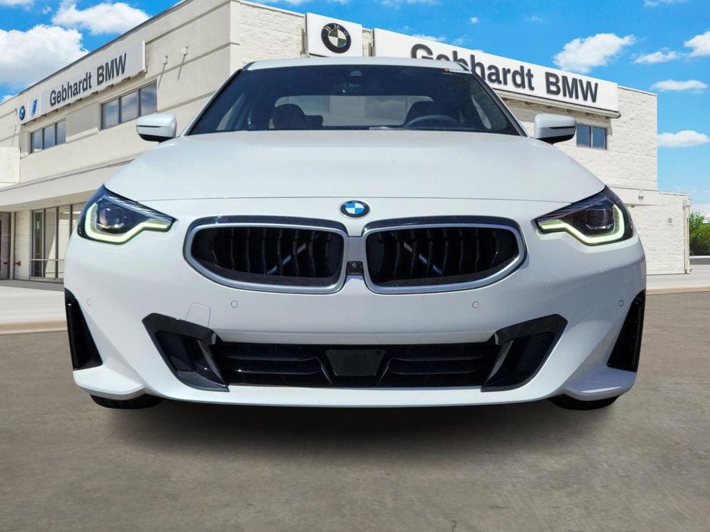 Certified 2025 BMW 230i xDrive Coupe w/ Premium Package image 5