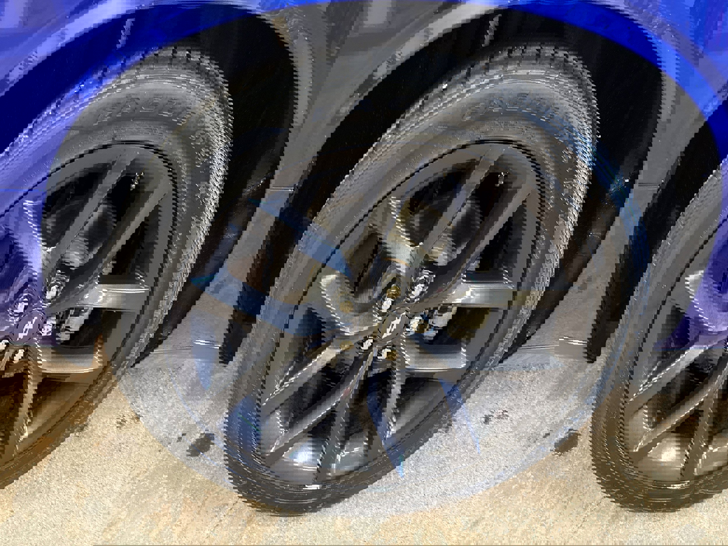 Used 2022 Dodge Challenger R/T w/ Plus Package image 13