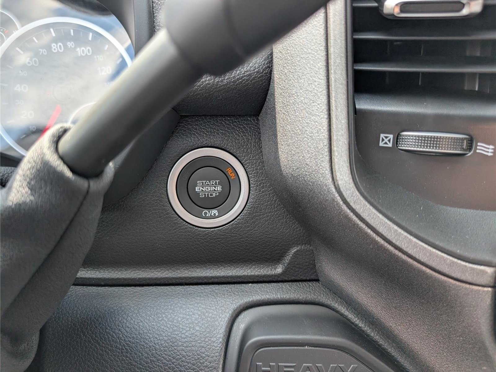 New 2026 RAM 2500 Tradesman AWD/4WD image 15