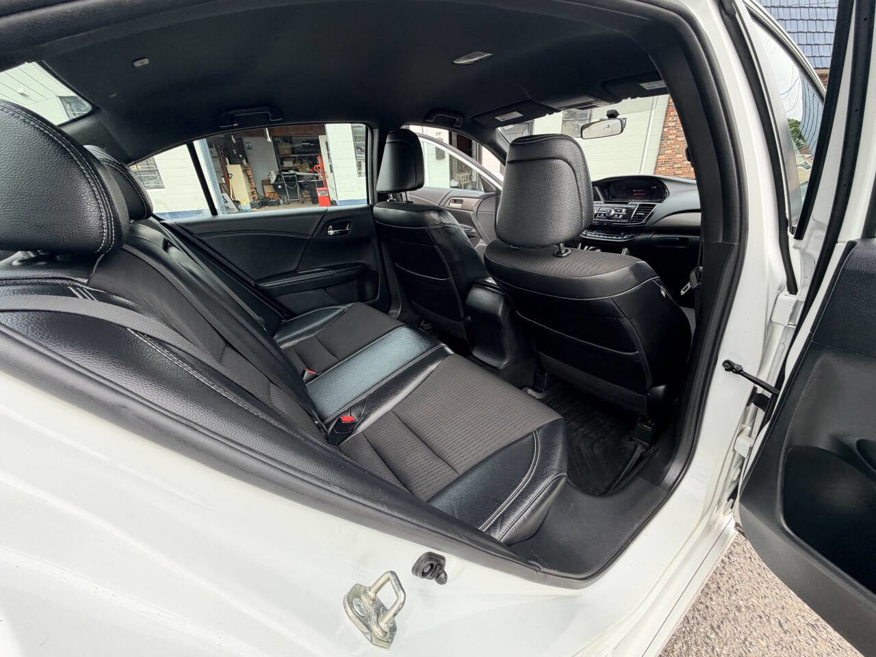 Used 2017 Honda Accord Sport image 52