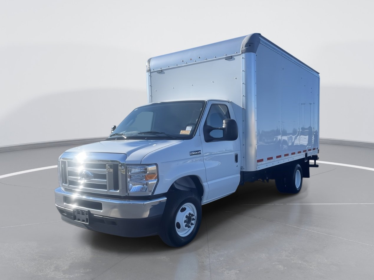 New 2024 Ford E-450 and Econoline 450 Super Duty w/ Power Windows & Locks Group