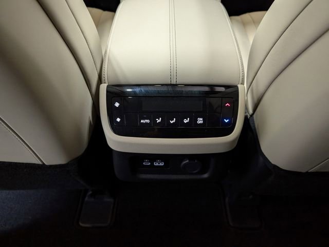 Used 2023 INFINITI QX60 Luxe w/ Cargo Package AWD/4WD image 12