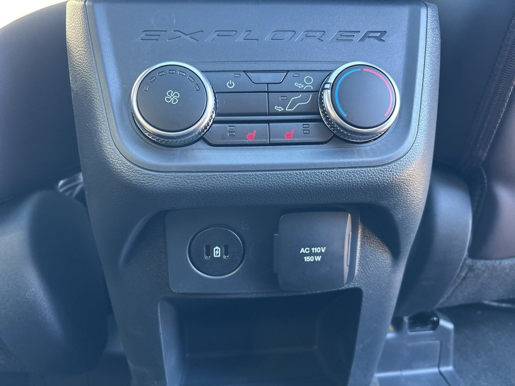 New 2026 Ford Explorer Platinum image 18