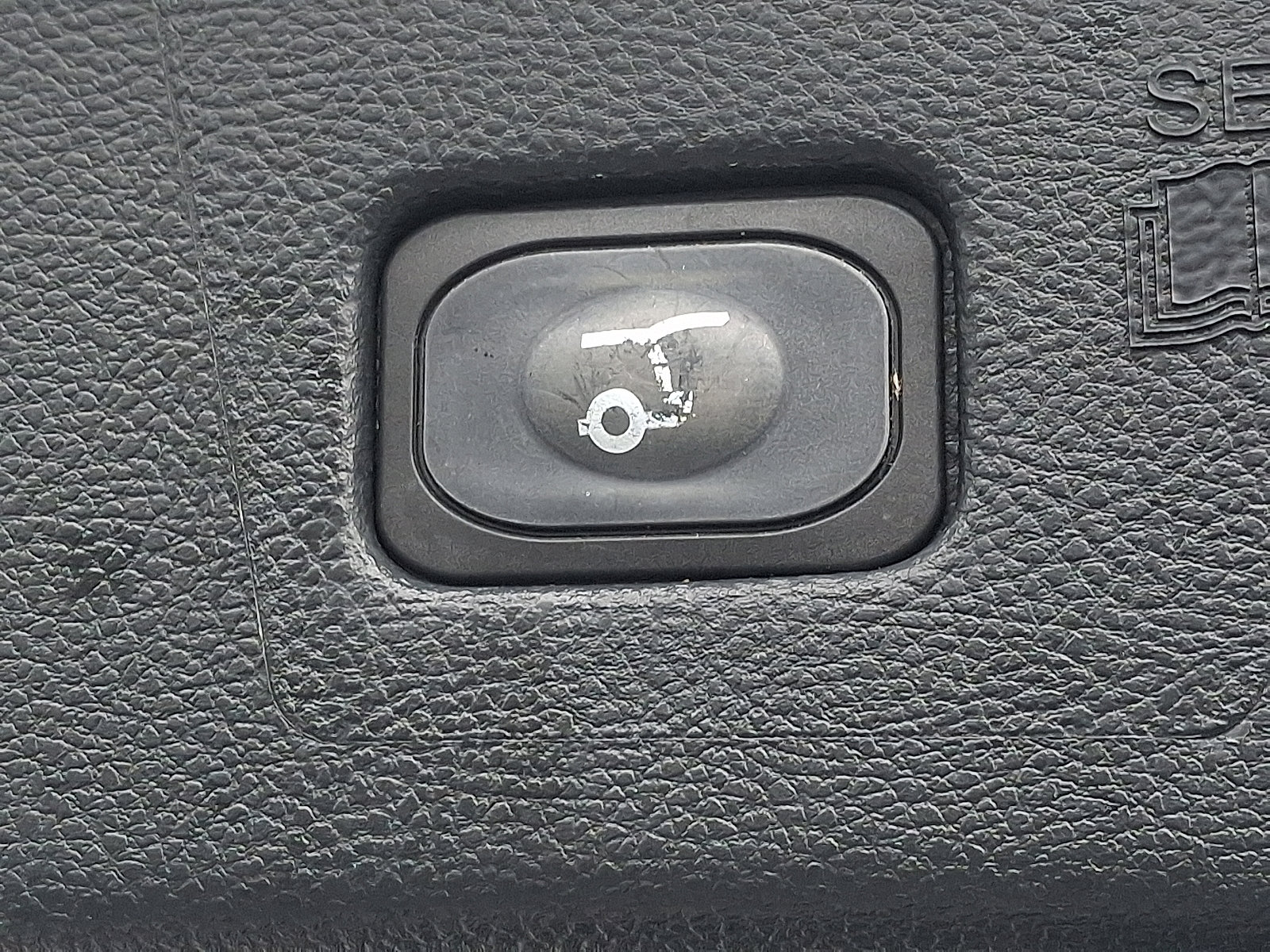 Used 2019 Ford Edge SEL w/ Equipment Group 201A image 29