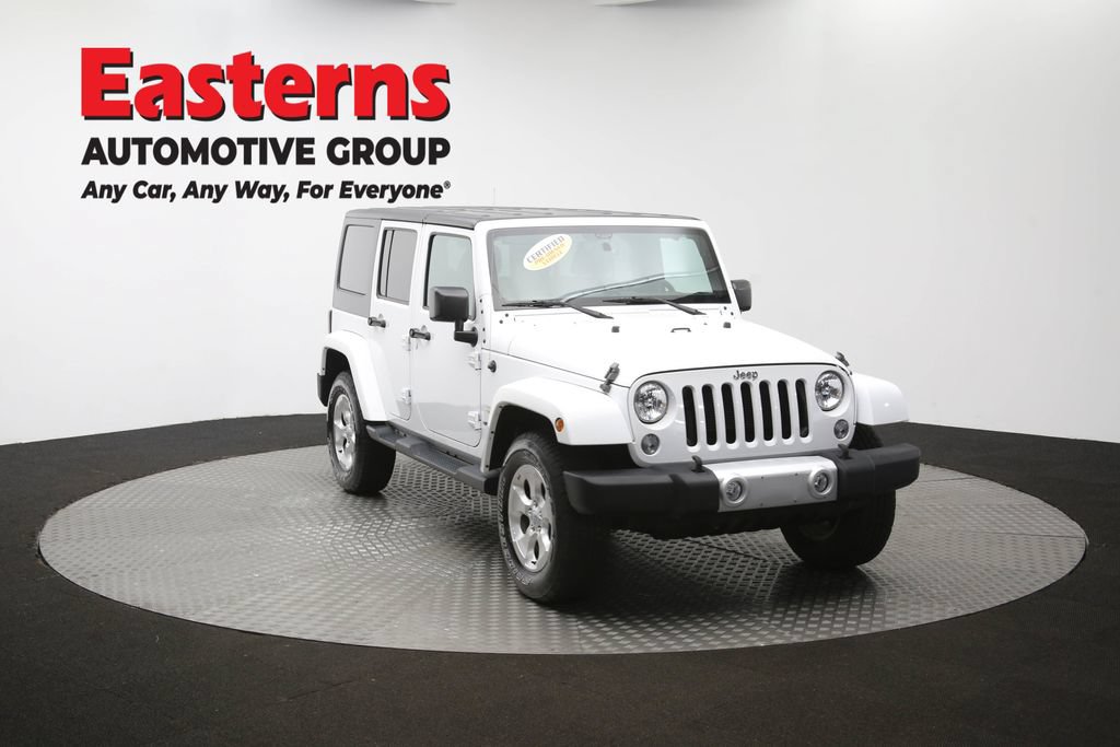 Used 2015 Jeep Wrangler Unlimited Sahara w/ Connectivity Group AWD/4WD image 51