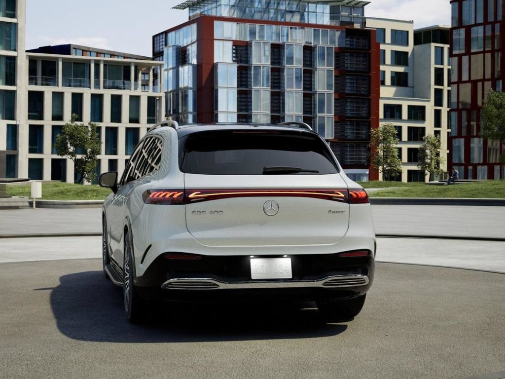 New 2026 Mercedes-Benz EQS 400 4MATIC SUV image 26