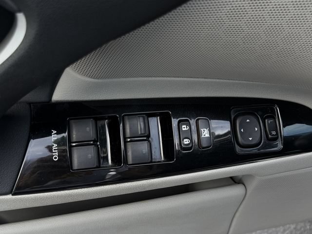 Used 2011 Lexus IS 250 RWD image 11