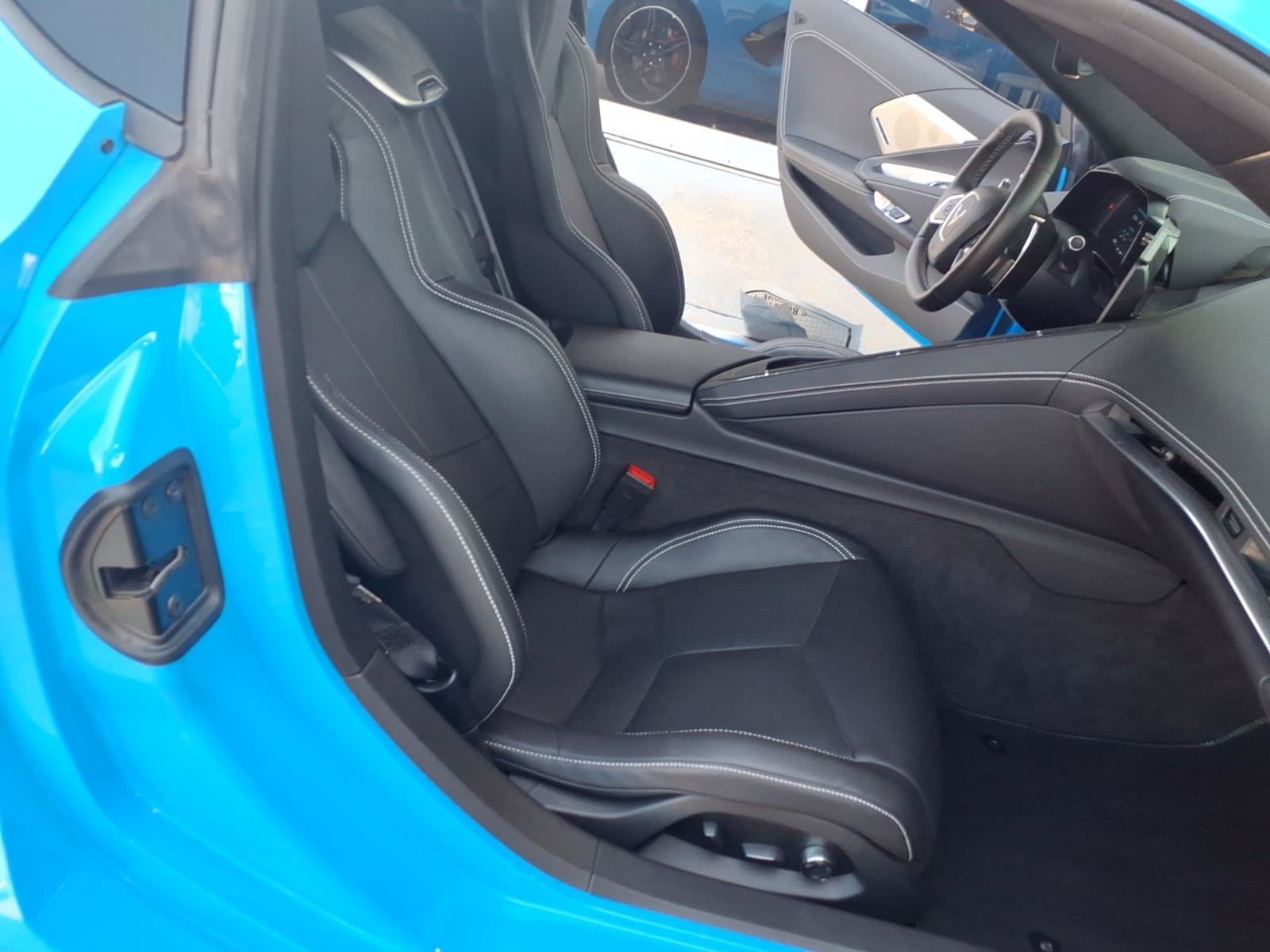 Used 2022 Chevrolet Corvette Stingray Preferred Cpe w/ Z51 Performance Package RWD image 35