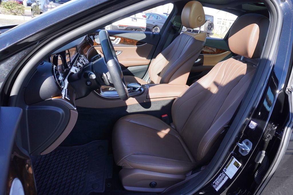 Used 2019 Mercedes-Benz E 300 E 300 image 14