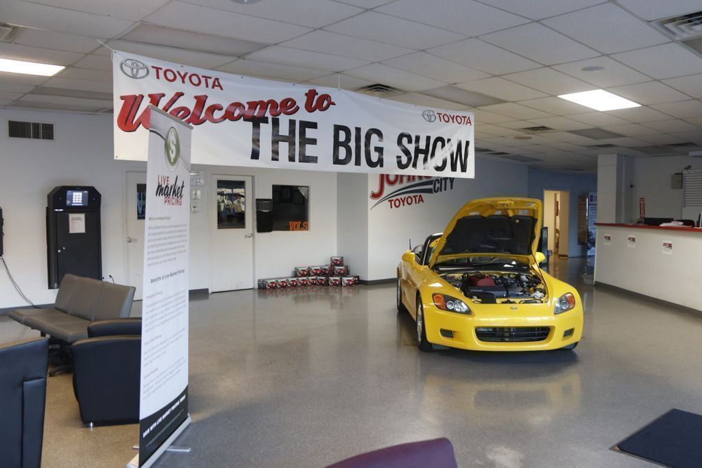 Used 2020 Toyota Highlander XLE image 8