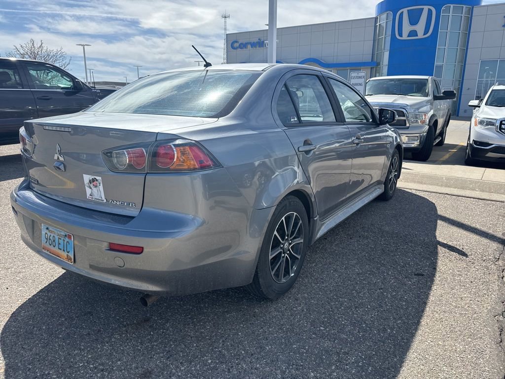 Used 2017 Mitsubishi Lancer ES image 3