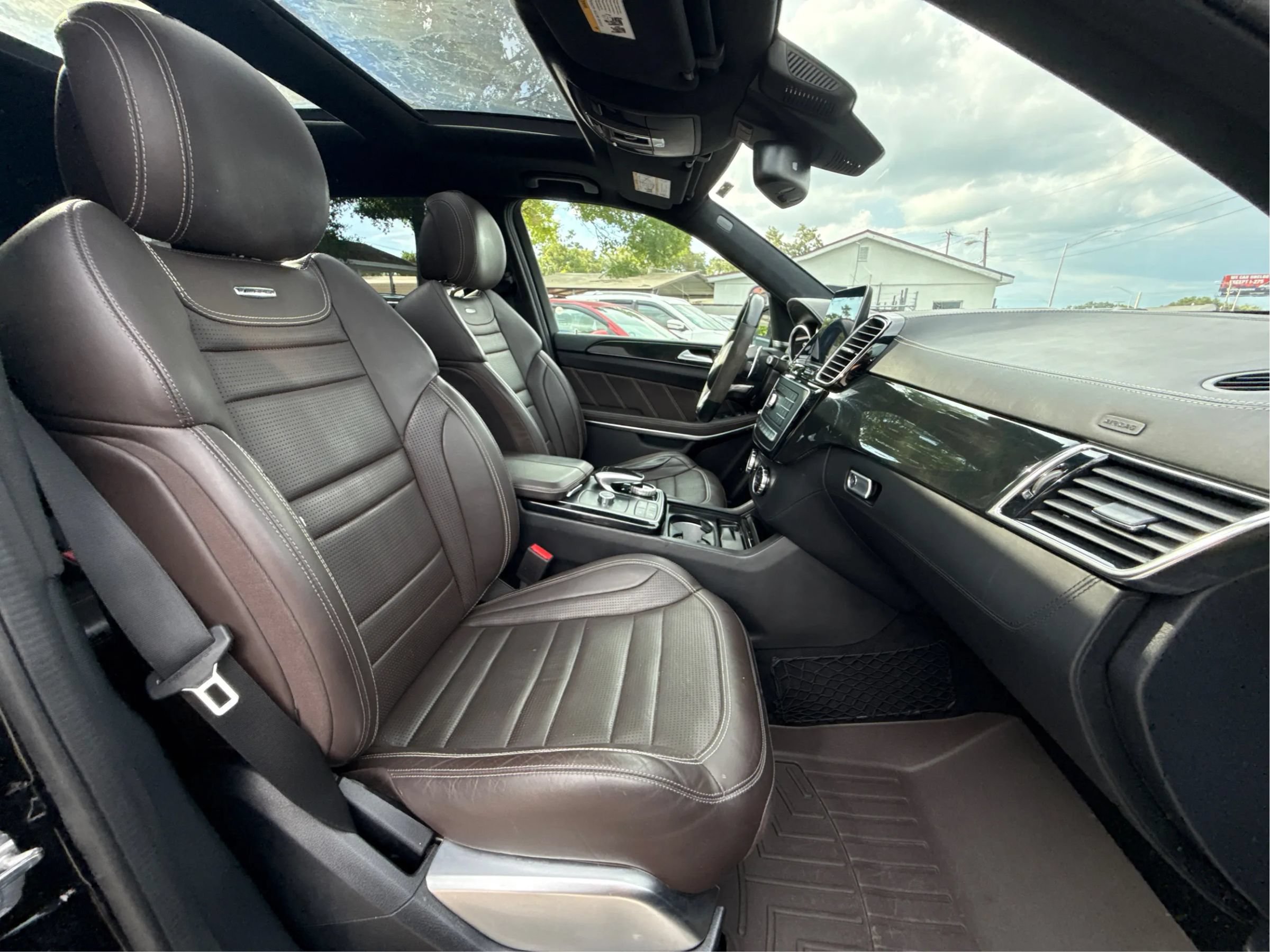 Used 2019 Mercedes-Benz GLS 63 AMG 4MATIC w/ AMG Night Styling Package image 24