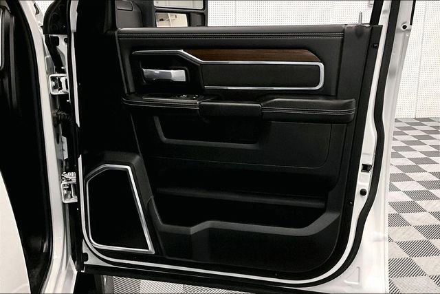 Used 2024 RAM 2500 Laramie w/ Safety Group image 21
