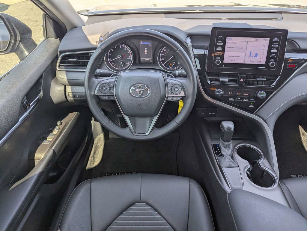 Used 2021 Toyota Camry SE image 15