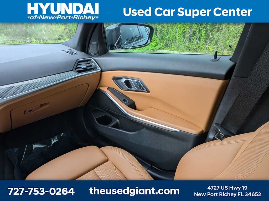Used 2022 BMW 330e w/ M Sport Package RWD image 19