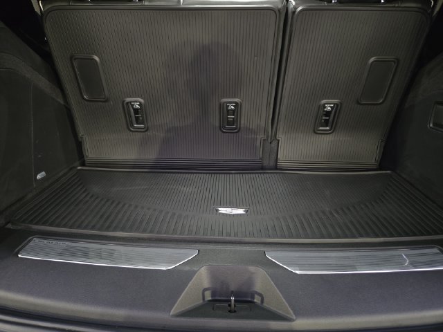 Used 2026 Cadillac Escalade V w/ LPO, ONYX Package AWD/4WD image 35