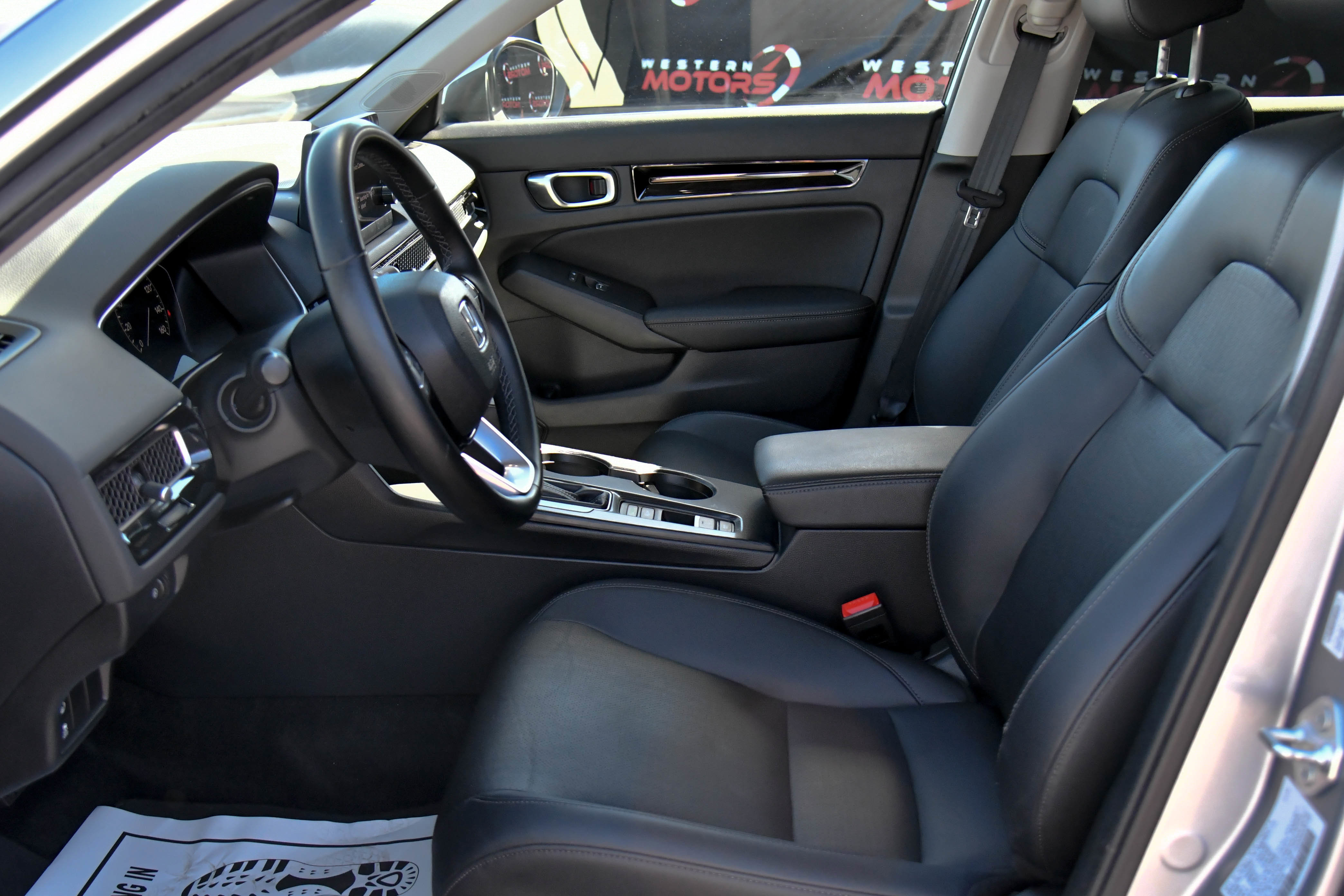 Used 2024 Honda Civic EX-L image 17