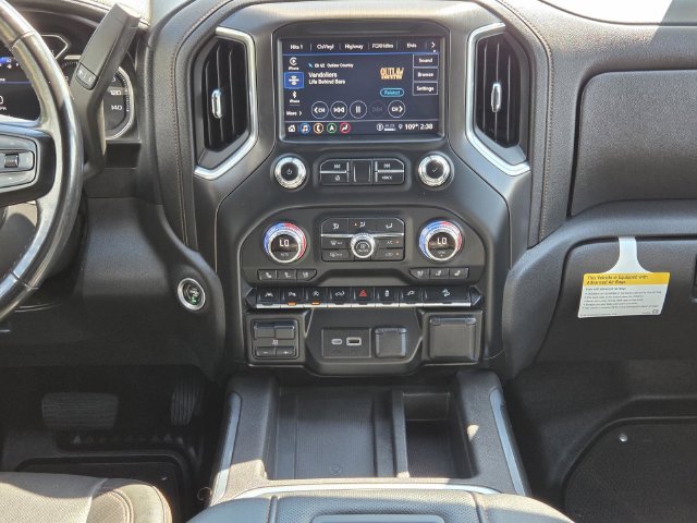 Used 2021 GMC Sierra 1500 AT4 w/ AT4 Value Package AWD/4WD image 13