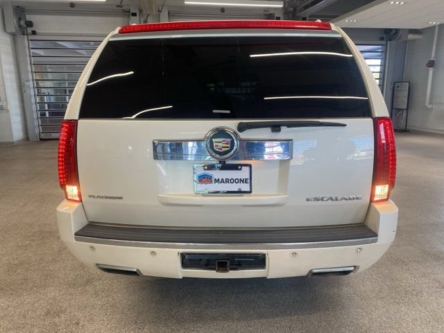 Used 2013 Cadillac Escalade ESV Platinum AWD/4WD image 6