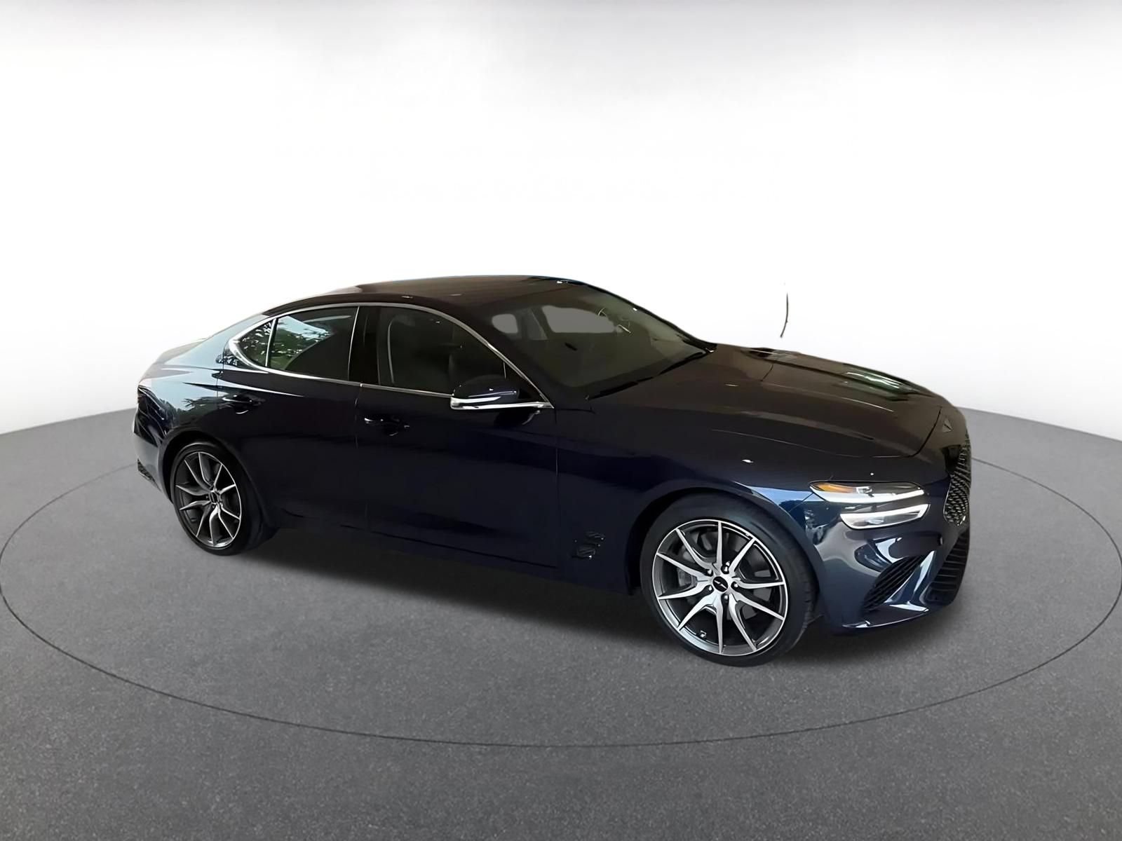Used 2026 Genesis G70 2.5T RWD video 2