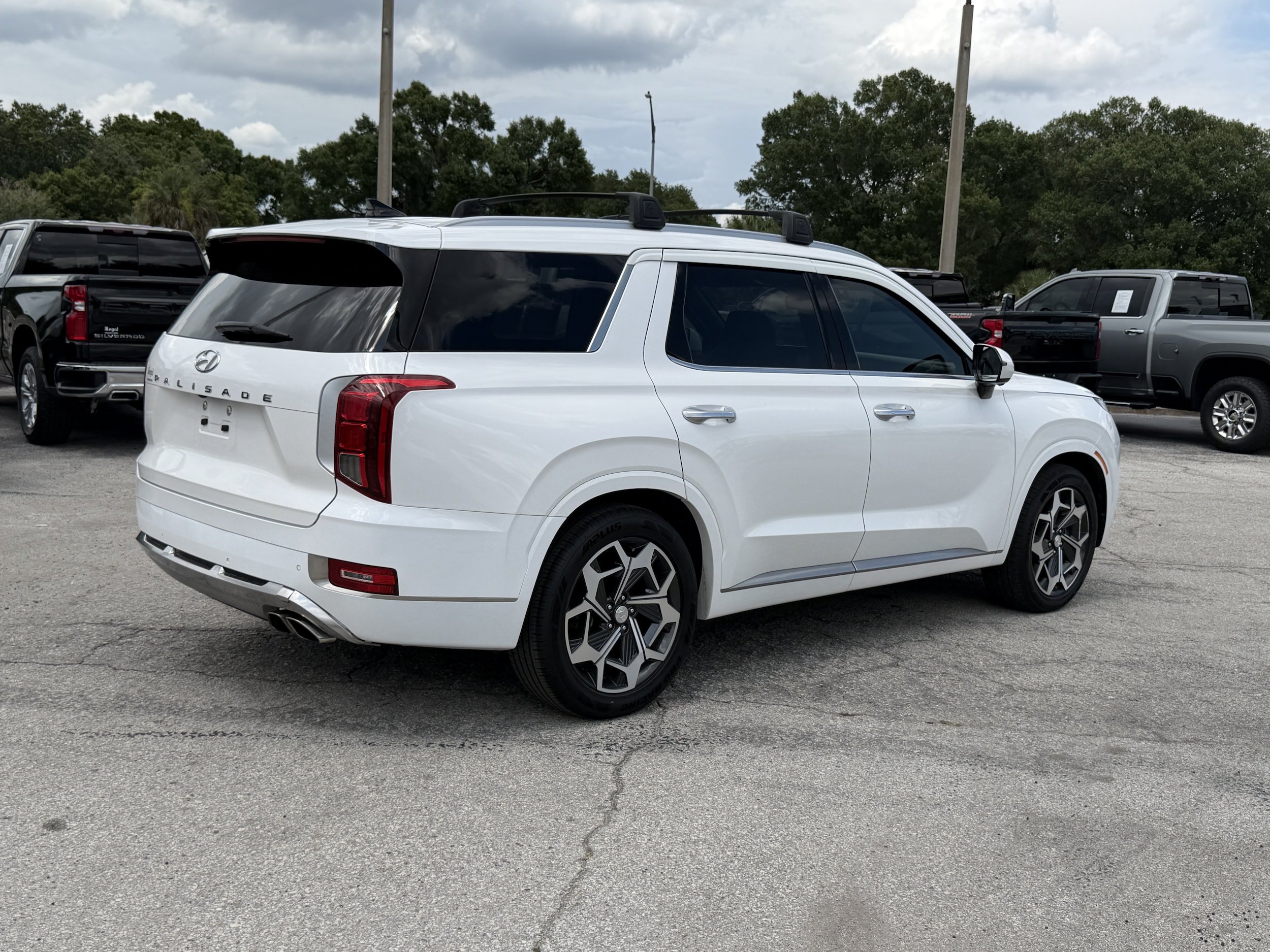 Used 2022 Hyundai Palisade Calligraphy FWD image 4