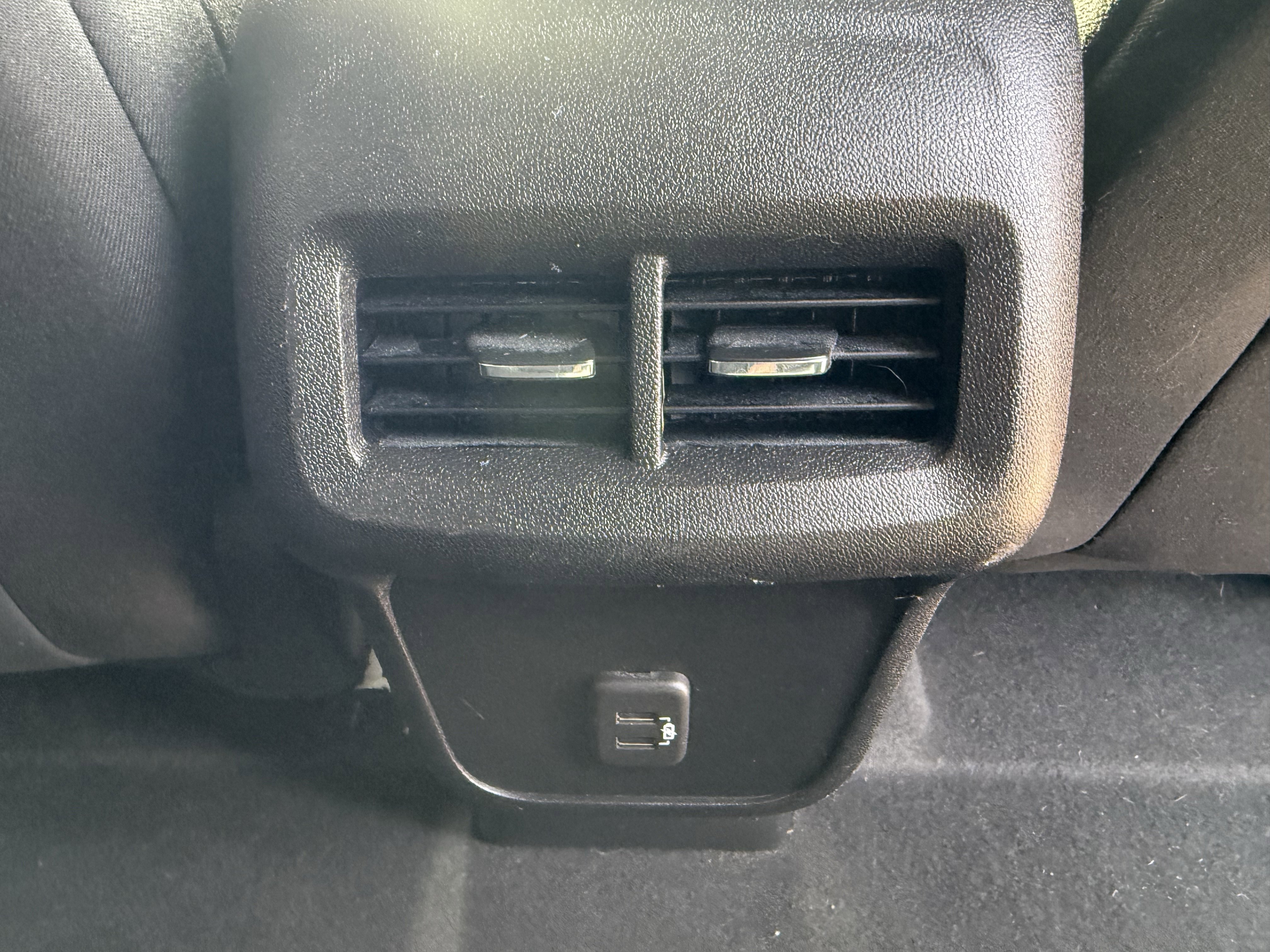 Used 2019 Chevrolet Equinox LT image 14