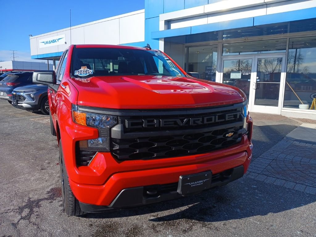 Certified 2023 Chevrolet Silverado 1500 Custom image 3