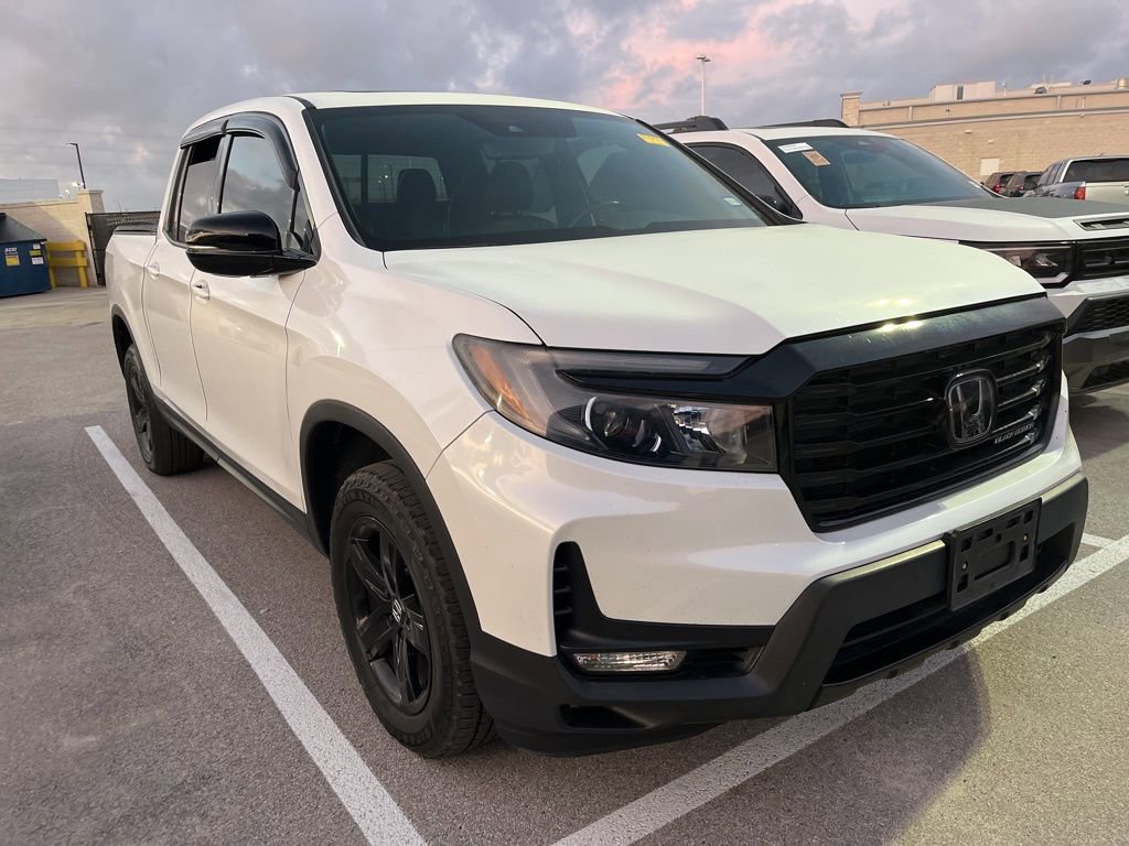 Certified 2022 Honda Ridgeline Black Edition image 2