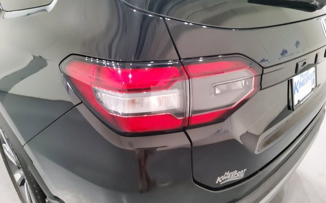 Used 2023 Honda Pilot Touring image 12