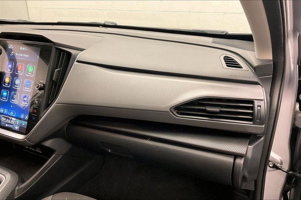 Used 2025 Subaru Crosstrek 2.0i Premium image 14