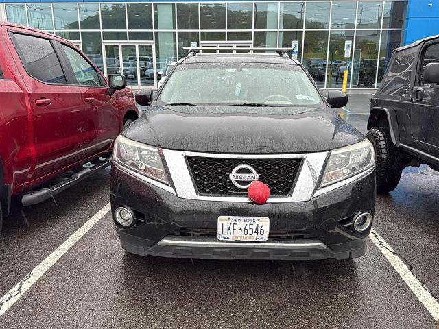 Used 2014 Nissan Pathfinder SL w/ SL Premium Package AWD/4WD image 2