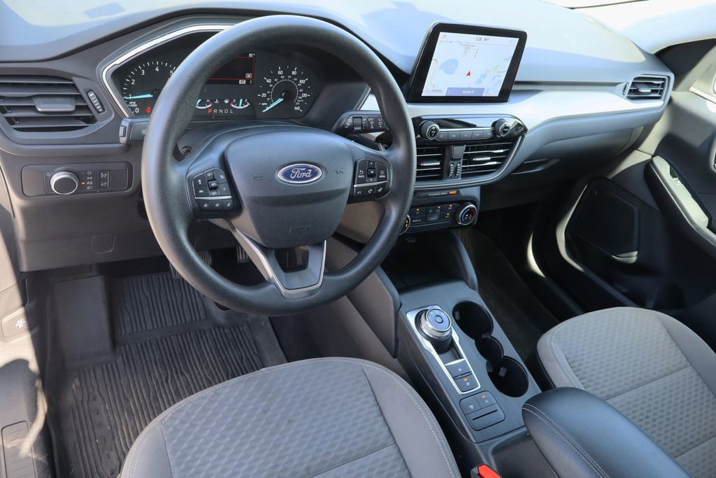 Used 2022 Ford Escape SE image 10