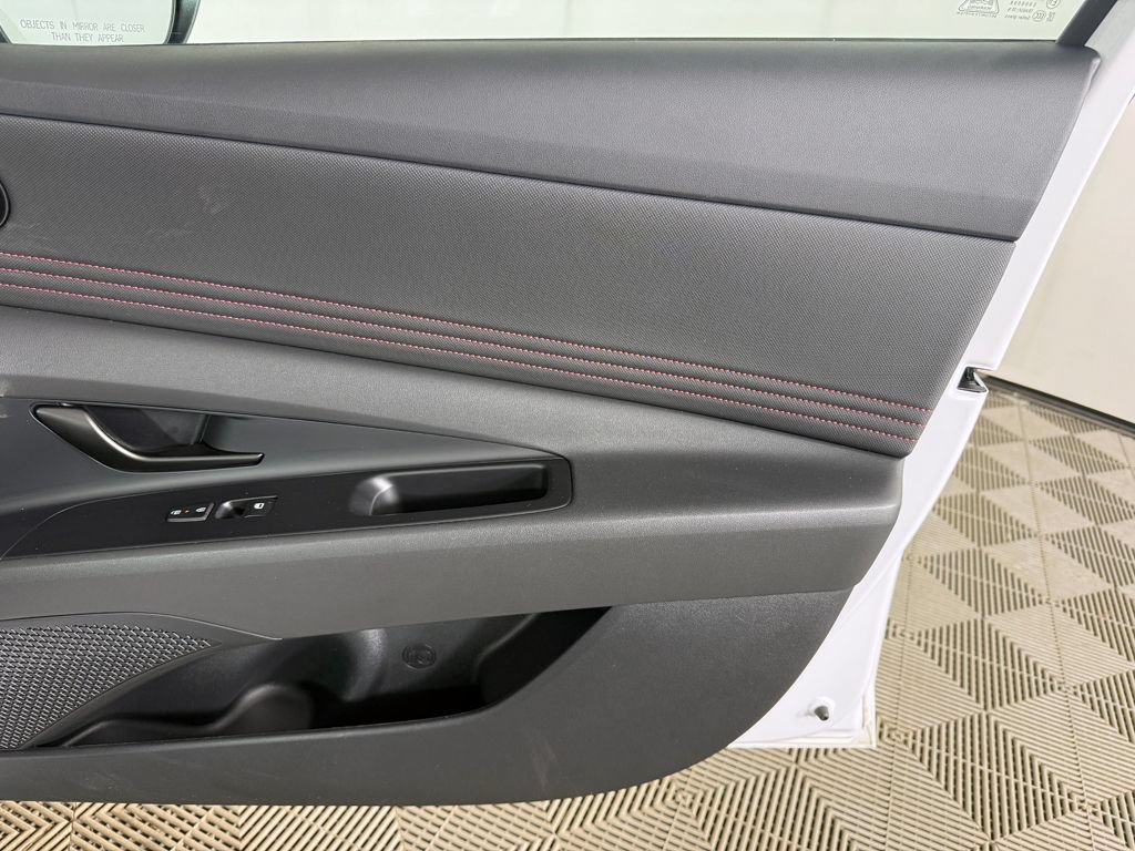 Certified 2025 Hyundai Elantra N Line FWD image 23