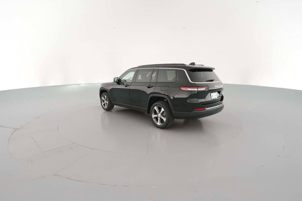 New 2025 Jeep Grand Cherokee L Limited image 8