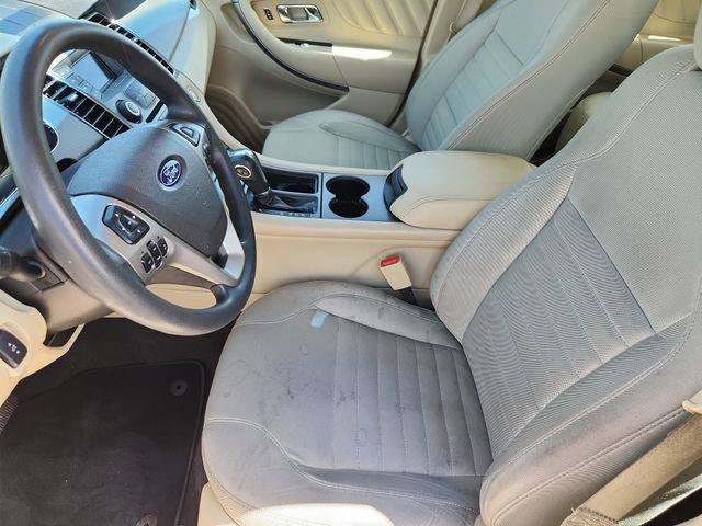 Used 2013 Ford Taurus SE FWD image 13