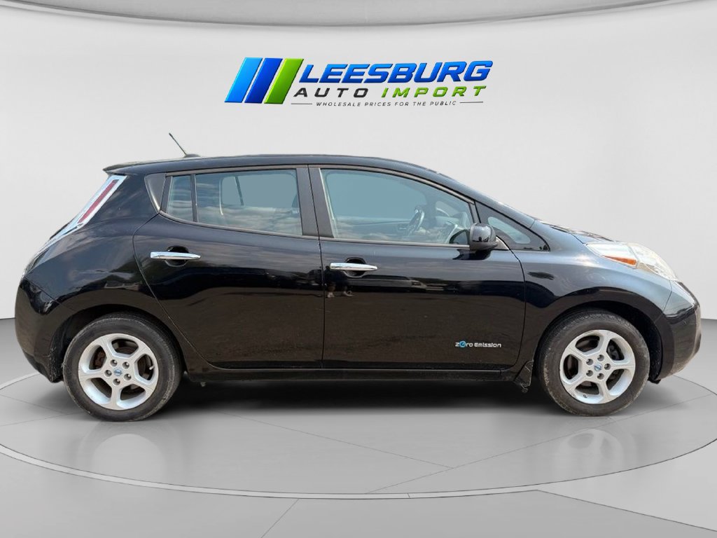 Used 2013 Nissan Leaf SV w/ LED & Quick Charge Pkg FWD image 3
