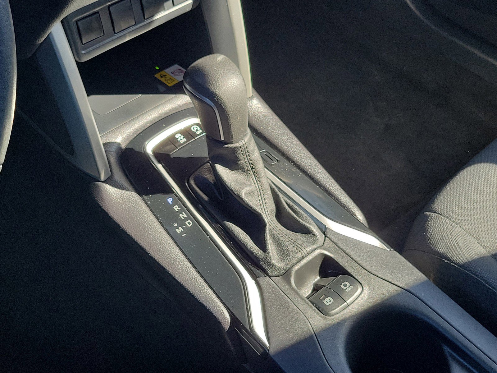 Used 2022 Toyota Corolla Cross LE FWD image 32