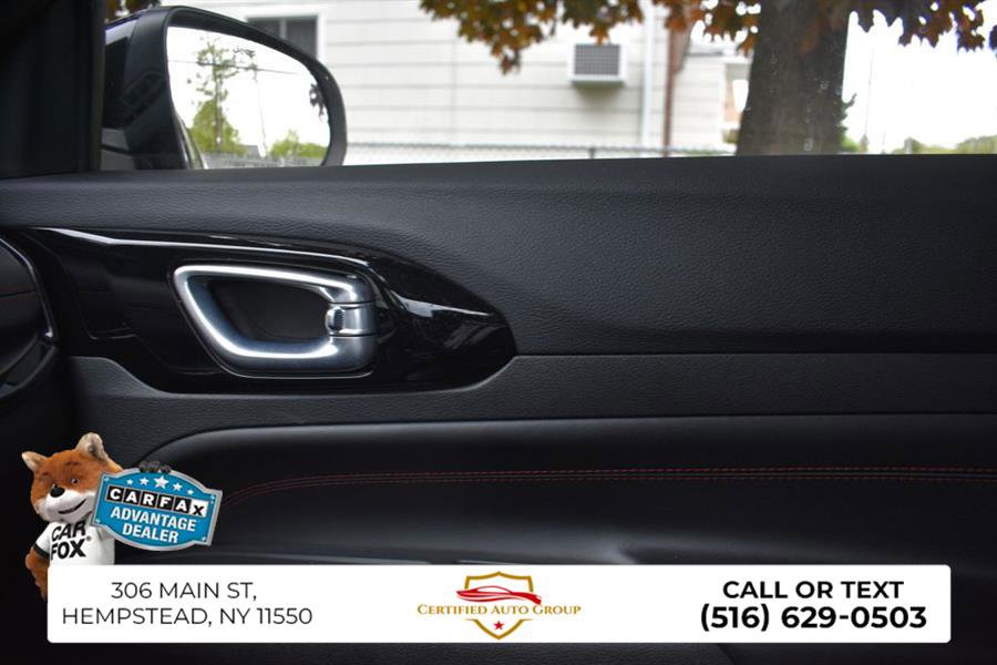 Used 2025 Jeep Compass Trailhawk AWD/4WD image 19